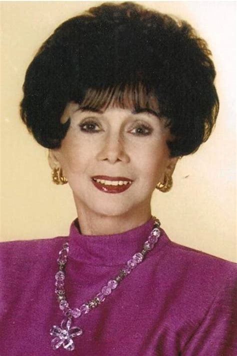 Rosa Rosal .